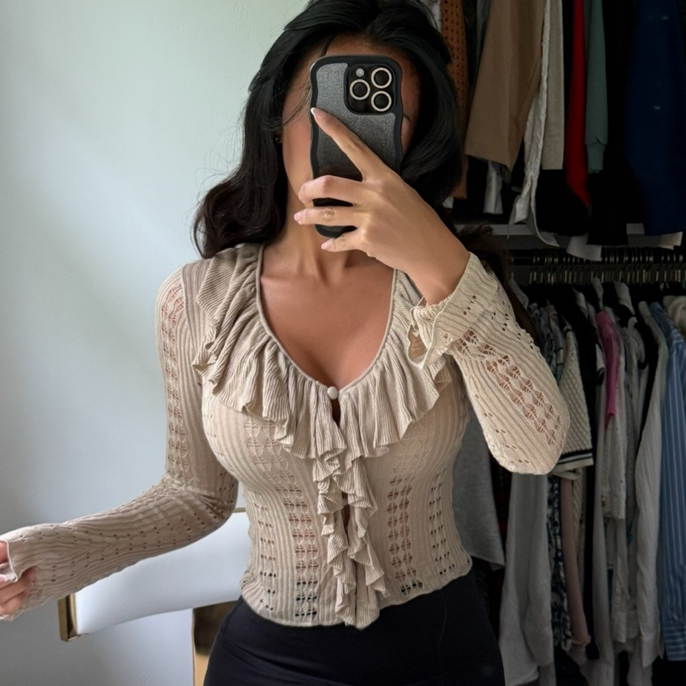 Elegant Beige Ruffle Knit Top